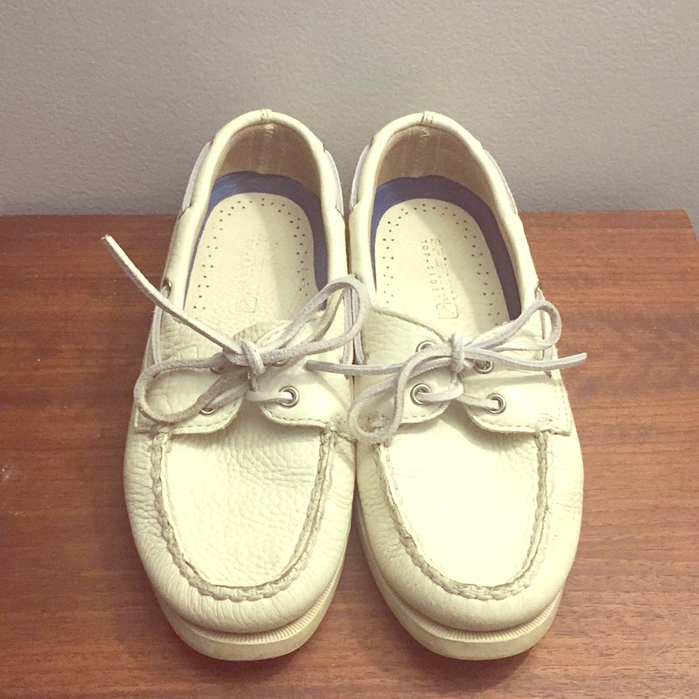 White Sperry Top-Sider boat shoes